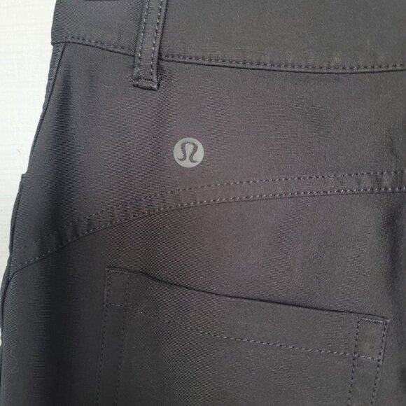 Lululemon City Sleek 5 Pocket Black Straight-Leg Pants Trousers. Size 2 - Picture 4 of 7